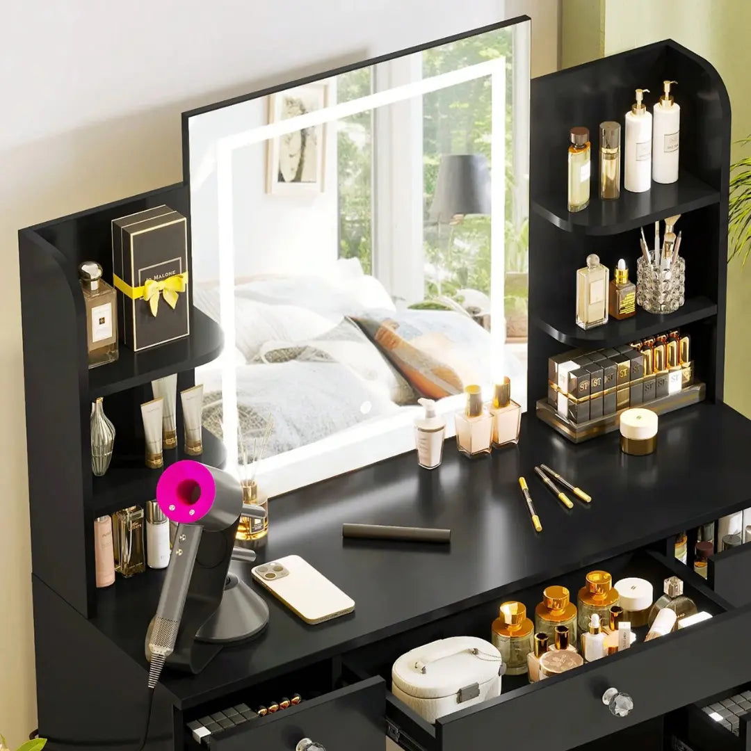Vivienne Vanity