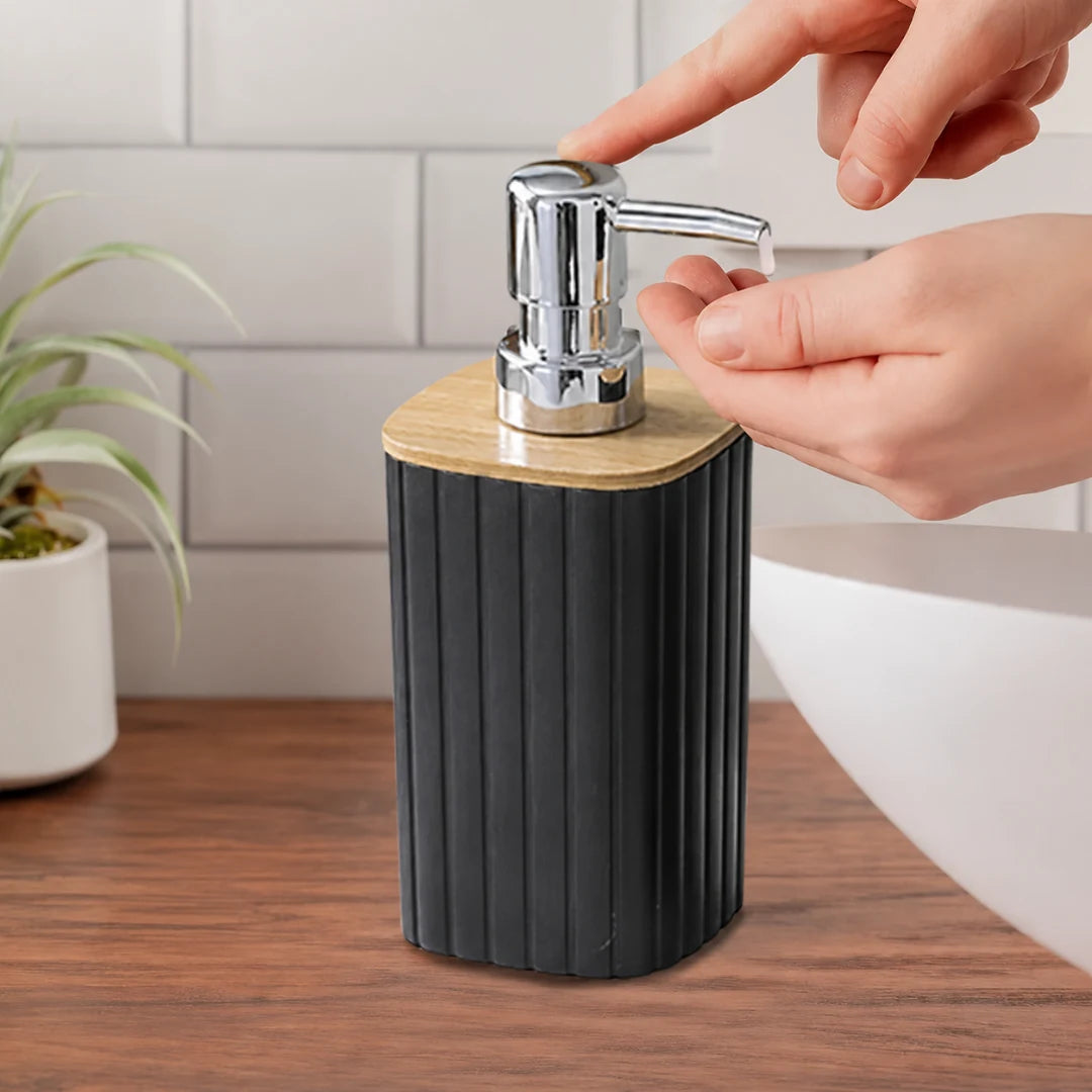 Fleur Bathroom Set